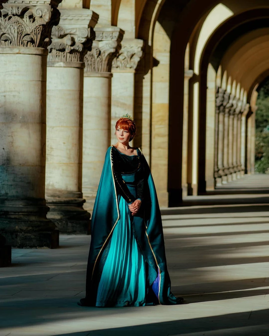 NewCosplay Frozen 2 Queen Anna Coronation Gown Dark Green Dress Cosplay Costume 17 NewCosplay Frozen 2 Queen Anna Coronation Gown Dark Green Dress Cosplay Costume