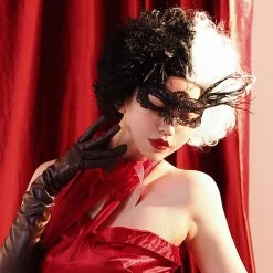 NewCosplay New Arrivals 2021 Movie Cruella -Cruella De Vil Outfits Halloween Carnival Suit Cosplay Costume 35 NewCosplay New Arrivals 2021 Movie Cruella -Cruella De Vil Outfits Halloween Carnival Suit Cosplay Costume