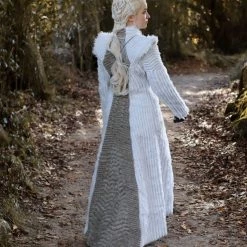 New Cosplaysky Game Of Thrones Daenerys Season 7 E6 Targaryen Outfit Dragonstone Snow Dress Cosplay Costume 26 New Cosplaysky Game Of Thrones Daenerys Season 7 E6 Targaryen Outfit Dragonstone Snow Dress Cosplay Costume